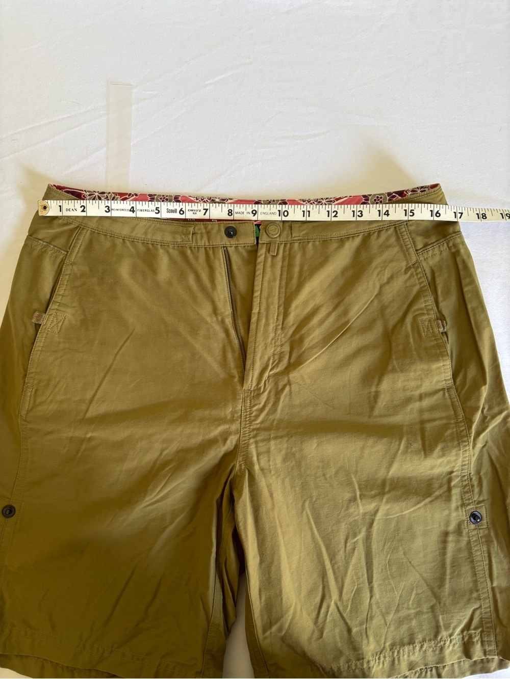 EMS Women’s Convertible Hiking Shorts Size 10